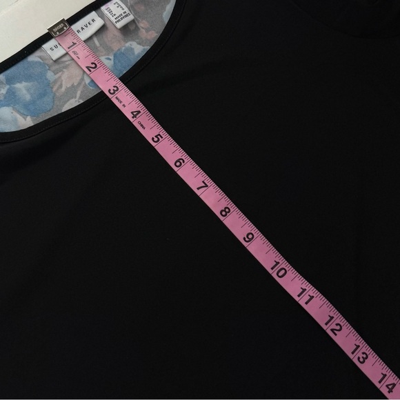 Susan Graver Liquid Knit Blouse Womens XS Black Blue Floral Trim Gold Button - Picture 7 of 8